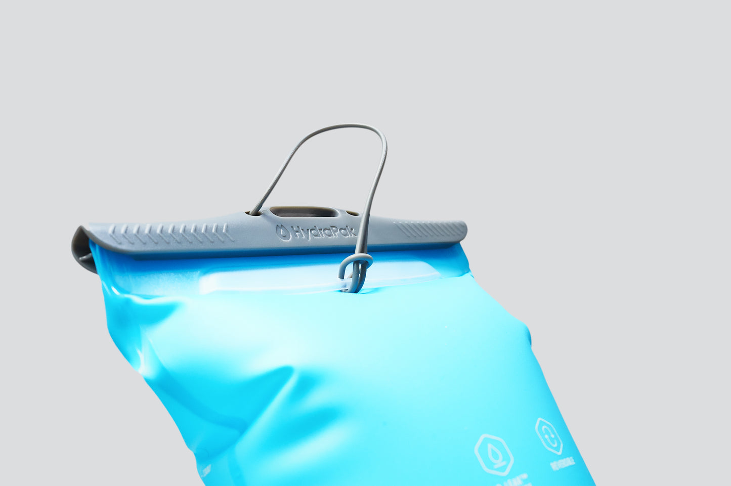 Velocity™ 1.5 L SLIM PROFILE REVERSIBLE HYDRATION