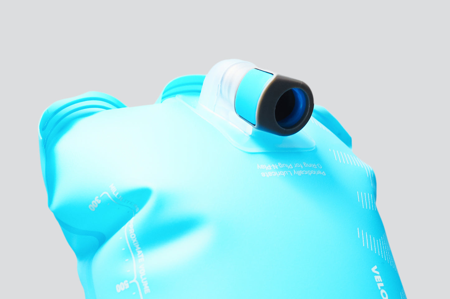 Velocity™ 1.5 L SLIM PROFILE REVERSIBLE HYDRATION