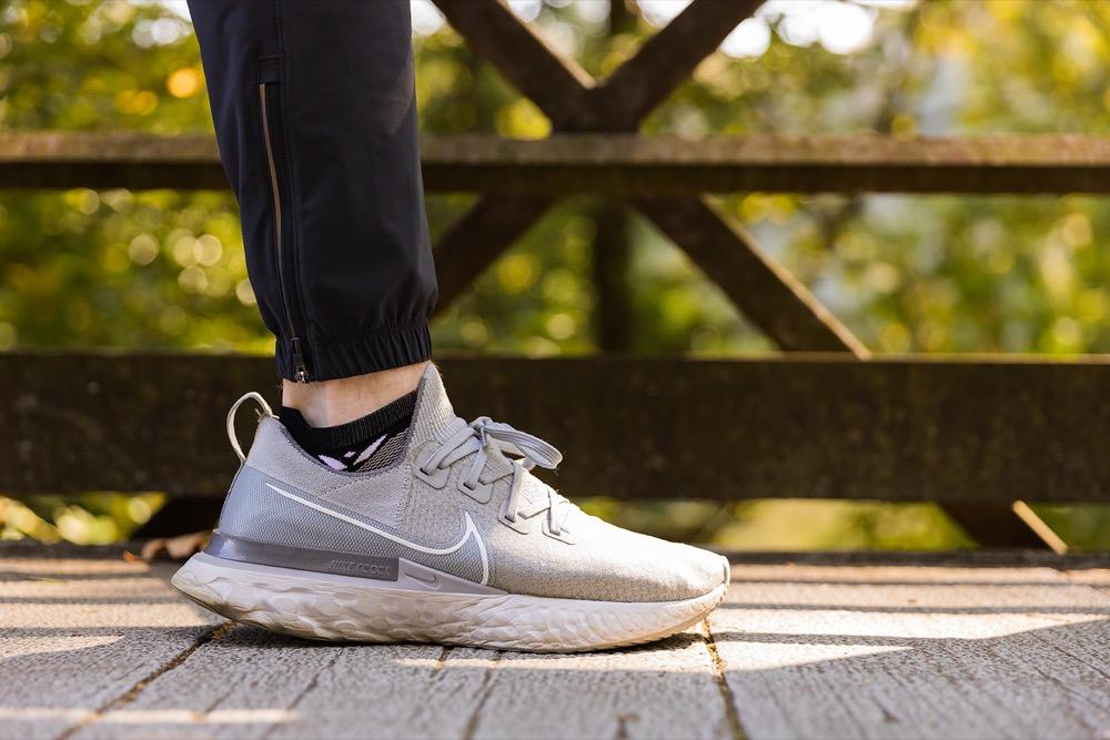 SWIFTWICK Socks  MAXUS - ZERO / NO SHOW - TAB WHITE - Large