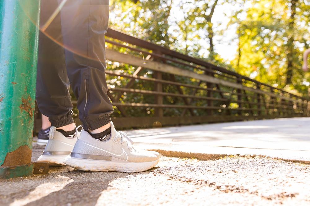 SWIFTWICK Socks  MAXUS - ZERO / NO SHOW - TAB WATERFALL BLUE - Large