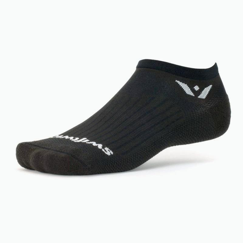 SWIFTWICK Socks ASPIRE - ZERO / NO SHOW - BLACK - Medium